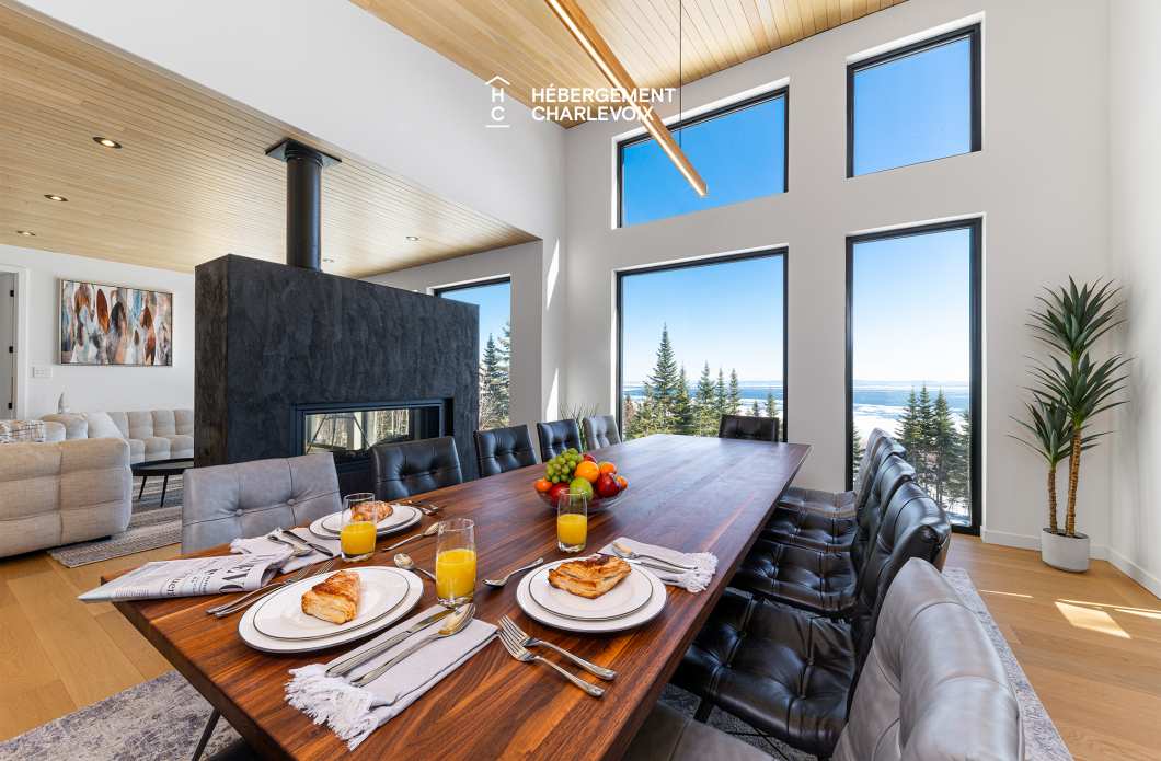 ALT-49 - Villa contemporaine offrant les splendeurs du St-Laurent!
